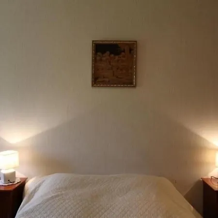 Casa vacanze Saint-savin, 4 Pièces, 6 Personnes - Fr-1-440-55